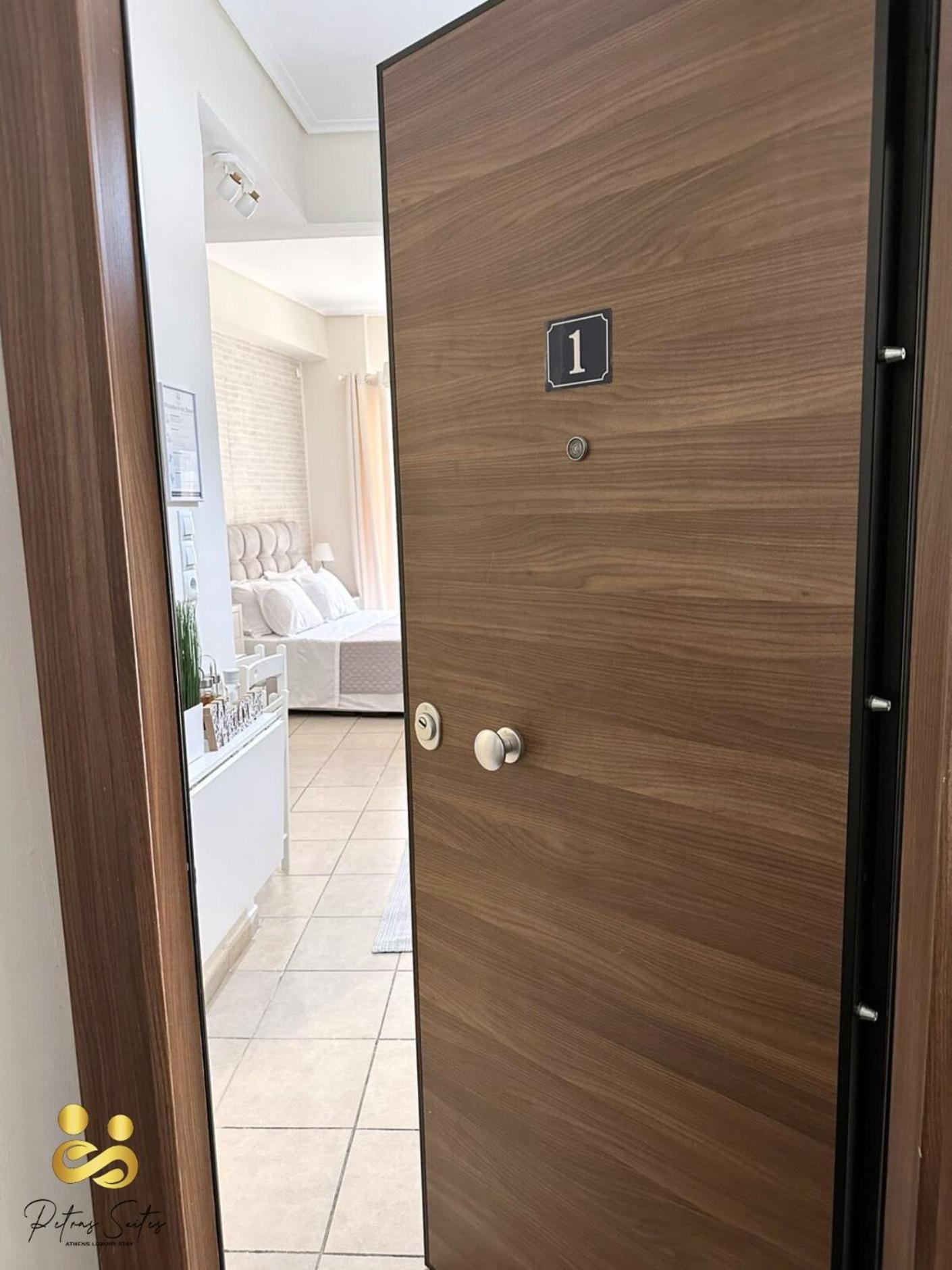 Petras Luxury Suites Athens Luaran gambar